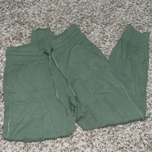 Lululemon joggers
